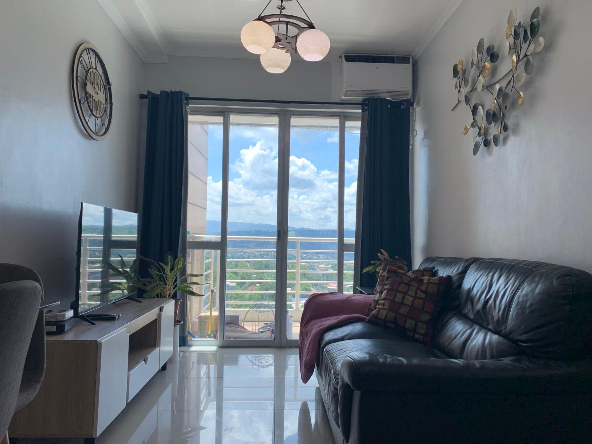 Spacious 2-Bedroom Condo,Wifi,Netflix,Free Parking Cagayan de Oro Eksteriør bilde